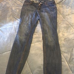 Women’s jeans